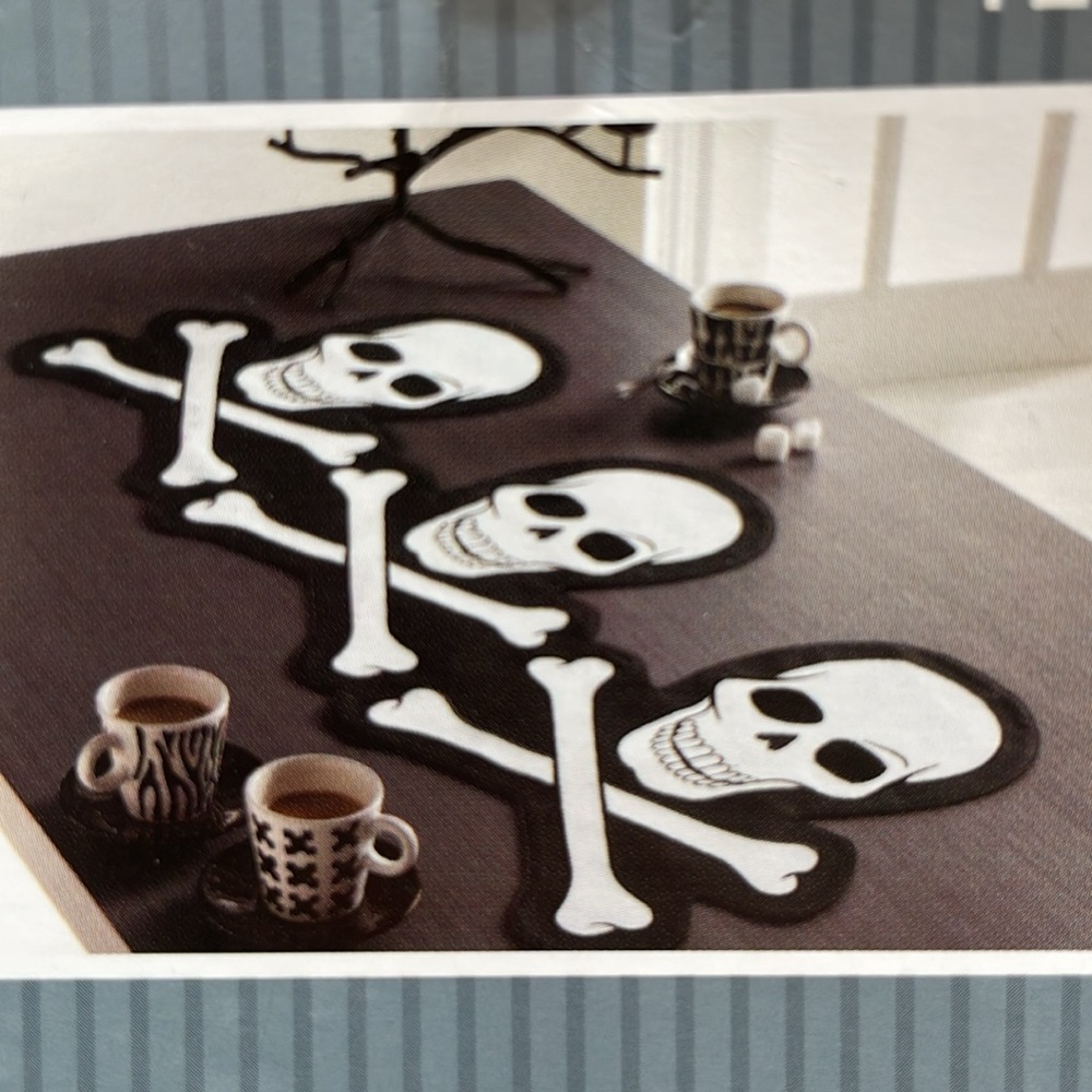 Halloween "Ghouls Gala" Skull and Crossbones 14” X 34” Table Runner - Rare! NWT